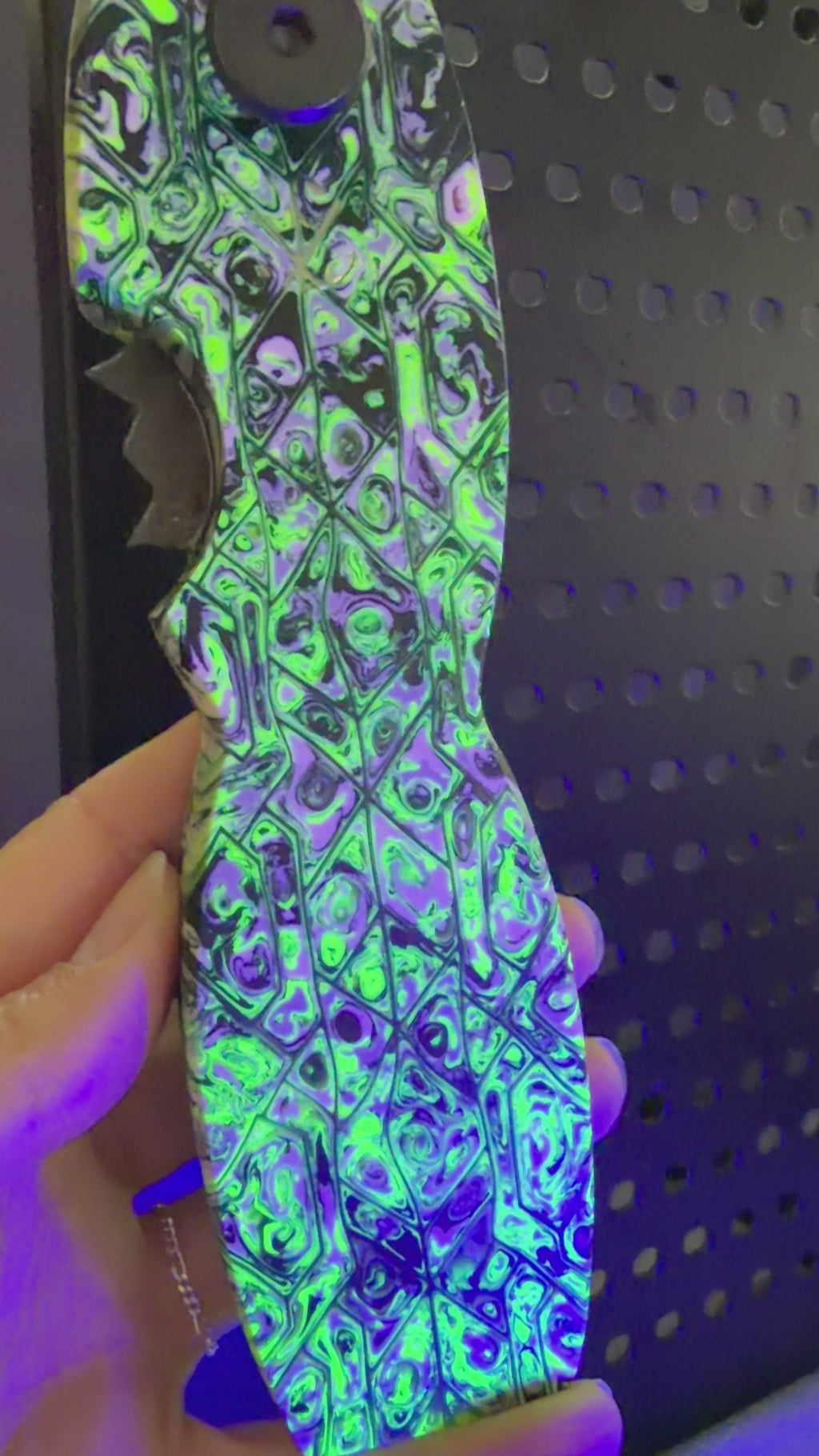 Green Neon Venom Geometric - UV Glow - Magnetic Bottle Opener with Wax Cutter - UV Reactive